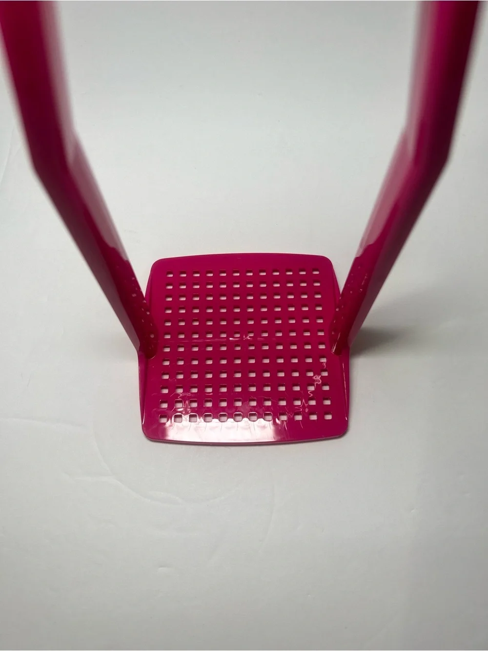 Tupperware Pick-A-Deli Square Pickle Container with Strainer Pink